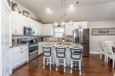 513 Pathfinder Street, Collinsville, TX 76233 - Photo 7