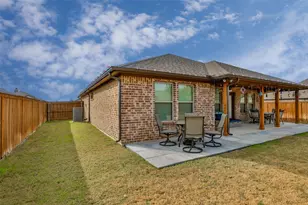 513 Pathfinder St, Collinsville, TX 76233 - Photo 39