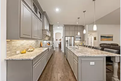 1223 Canyon, Grapevine, TX 76051 - Photo 13