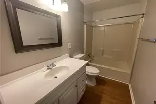 309-311 Lilac Dr, Granbury, TX 76049 - Photo 9