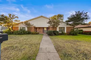 5501 Wood View St, North Richland Hills, TX 76180 - Photo 5