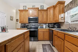 568 Willowview Dr, Saginaw, TX 76179 - Photo 11