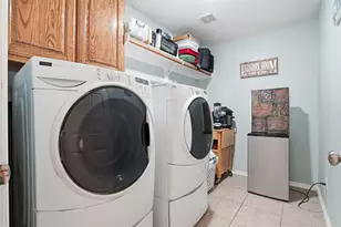 568 Willowview Dr, Saginaw, TX 76179 - Photo 9