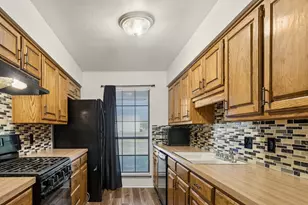 110 Lee St, Farmersville, TX 75442 - Photo 3