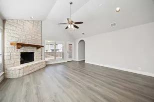 1036 Sandy Hill Rd, Burleson, TX 76028 - Photo 17