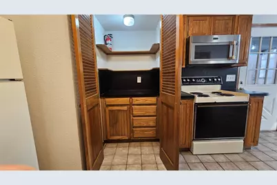 1700 Kendolph, Denton, TX 76205 - Photo 9