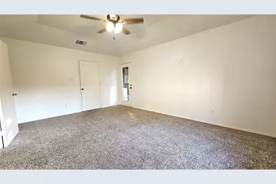 1700 Kendolph, Denton, TX 76205 - Photo 13