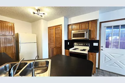 1700 Kendolph, Denton, TX 76205 - Photo 7