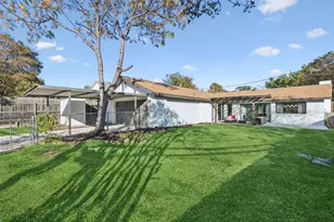 12303 Cedar Bend Dr, Dallas, TX 75244 - Photo 27