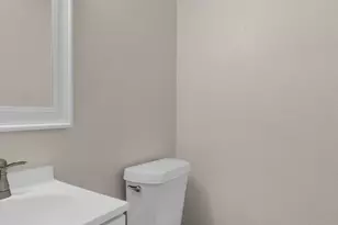 1205 E Powell Ave, Fort Worth, TX 76104 - Photo 11