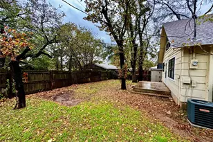 1706 Saddle Rd, Granbury, TX 76049 - Photo 27