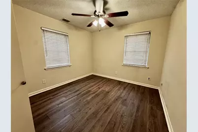 1706 Saddle Road, Granbury, TX 76049 - Photo 11