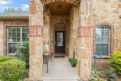 107 Holly Street, Waxahachie, TX 75165 - Photo 3