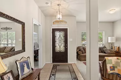 107 Holly Street, Waxahachie, TX 75165 - Photo 9