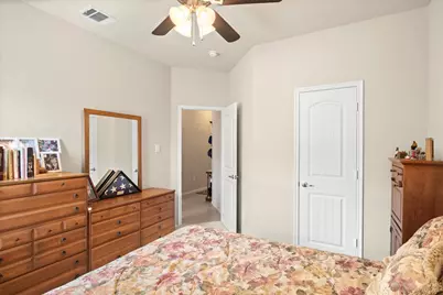 107 Holly Street, Waxahachie, TX 75165 - Photo 31