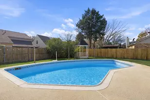 331 Hopewell St, Grand Prairie, TX 75052 - Photo 11