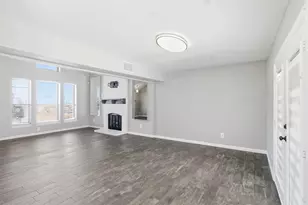 331 Hopewell St, Grand Prairie, TX 75052 - Photo 5