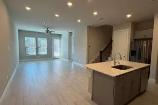 624 Hutchinson Ln, Lewisville, TX 75077 - Photo 9