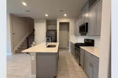 624 Hutchinson Lane, Lewisville, TX 75077 - Photo 7