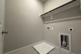 624 Hutchinson Ln, Lewisville, TX 75077 - Photo 29