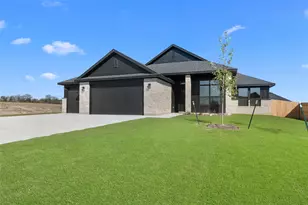 307 Boots Ct, Lorena, TX 76655 - Photo 3