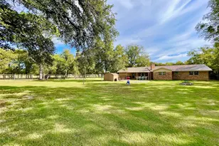 945 Brickyard Rd, West, TX 76691 - Photo 5