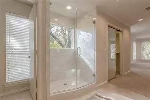 7034 Clear Springs Cir, Garland, TX 75044 - Photo 19