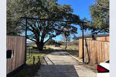 2820 Lucky Pepper Drive, Granbury, TX 76049 - Photo 23