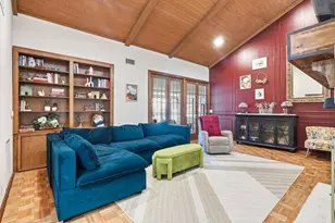 2813 Raintree Dr, Carrollton, TX 75006 - Photo 7