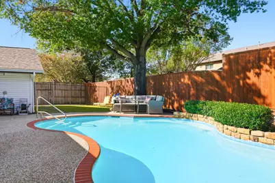 2813 Raintree Drive, Carrollton, TX 75006 - Photo 35