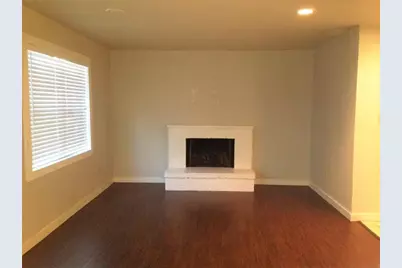 1720 Stonegate Drive, Denton, TX 76205 - Photo 5