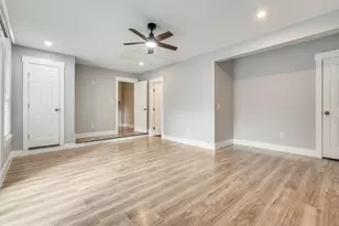 105 Shadow Ln, Euless, TX 76039 - Photo 19