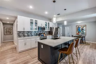 105 Shadow Ln, Euless, TX 76039 - Photo 11