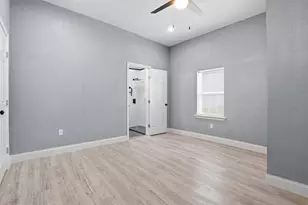 1107 E Allen Ave, Fort Worth, TX 76104 - Photo 17