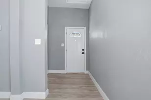 1107 E Allen Ave, Fort Worth, TX 76104 - Photo 11