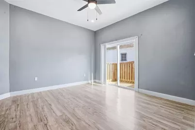 1107 E Allen Avenue, Fort Worth, TX 76104 - Photo 7