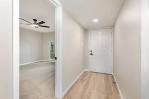 6402 Faircove Cir, Garland, TX 75043 - Photo 5