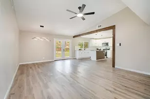 6402 Faircove Cir, Garland, TX 75043 - Photo 7