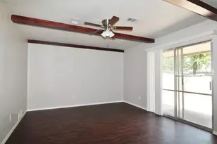 3921 Olympia St, Irving, TX 75062 - Photo 9