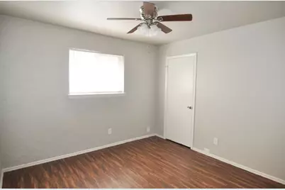 3921 Olympia Street, Irving, TX 75062 - Photo 15