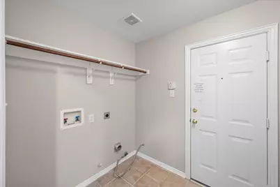 511 Rocky Creek Drive, Mansfield, TX 76063 - Photo 25