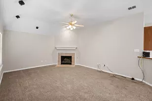 511 Rocky Creek Dr, Mansfield, TX 76063 - Photo 15