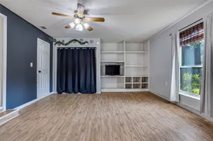 1306 Norfolk Ct, Garland, TX 75044 - Photo 25