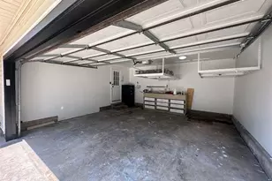 9630 Livenshire Dr, Dallas, TX 75238 - Photo 39