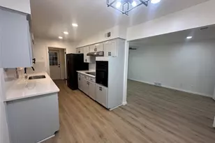 9630 Livenshire Dr, Dallas, TX 75238 - Photo 11