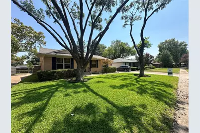 9630 Livenshire Drive, Dallas, TX 75238 - Photo 3