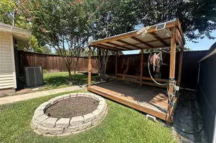 9630 Livenshire Dr, Dallas, TX 75238 - Photo 37