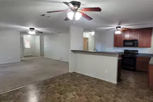 10345 Bear Hollow Dr, Fort Worth, TX 76244 - Photo 9