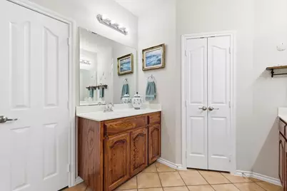 2321 Bear Run Road, Arlington, TX 76001 - Photo 19