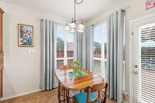 2321 Bear Run Rd, Arlington, TX 76001 - Photo 13